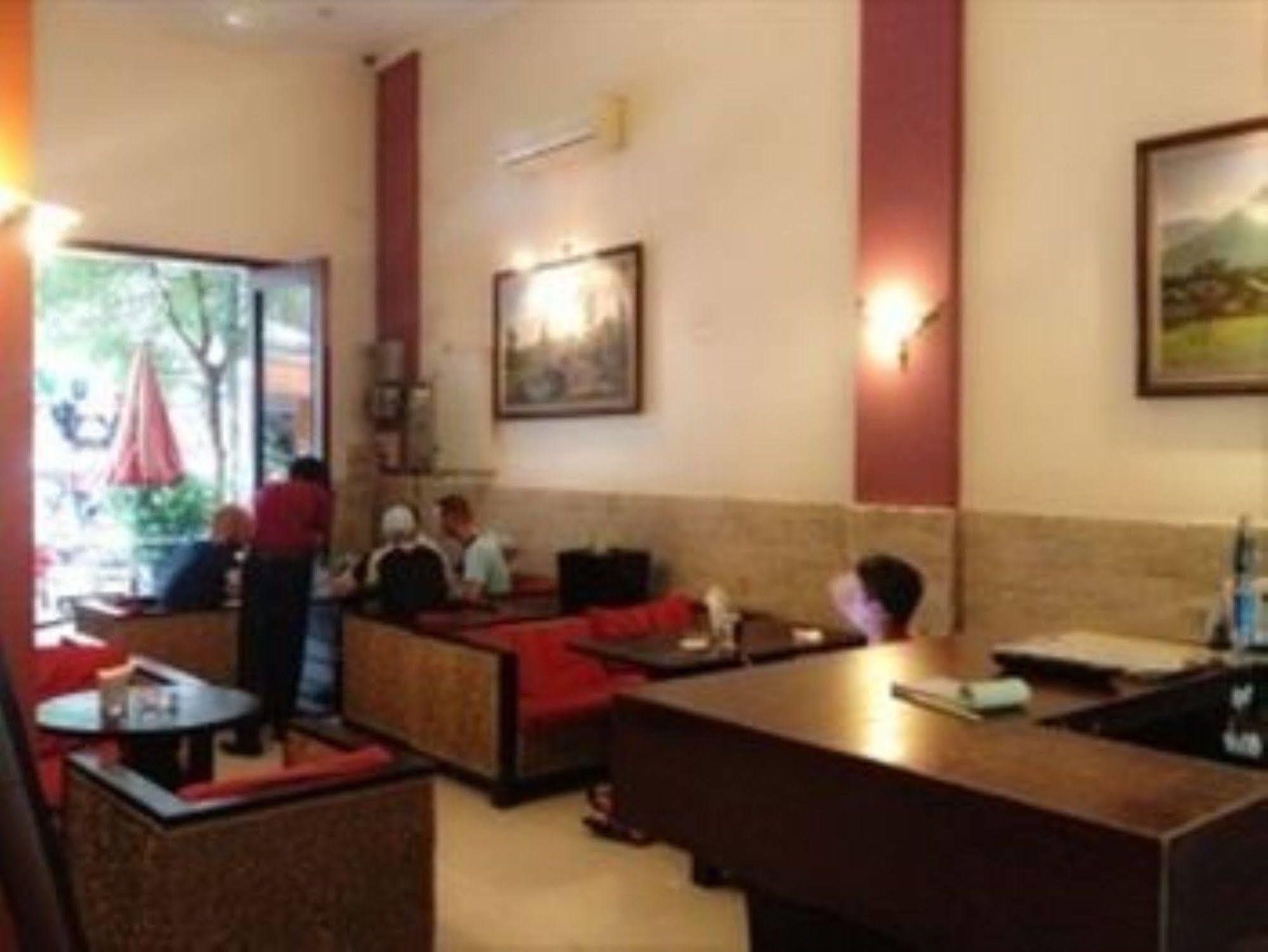 City Centre Hotel Phnom Penh Ngoại thất bức ảnh